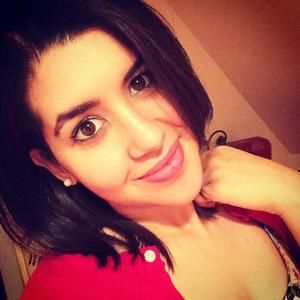 Meet your Posher, Ana